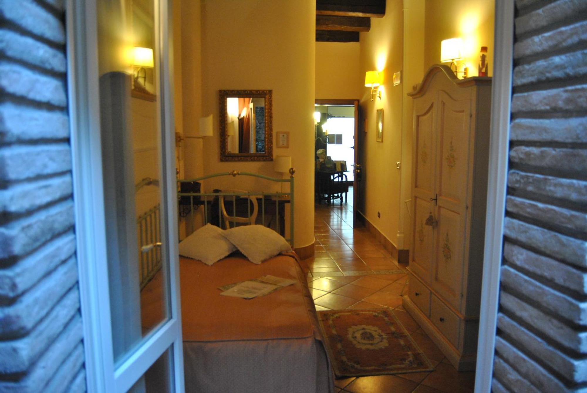 Mondo Antico B&B Cesena Bagian luar foto